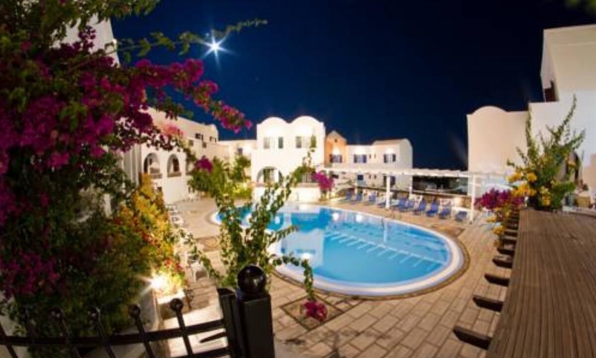 Photo of Outdoor in Fira