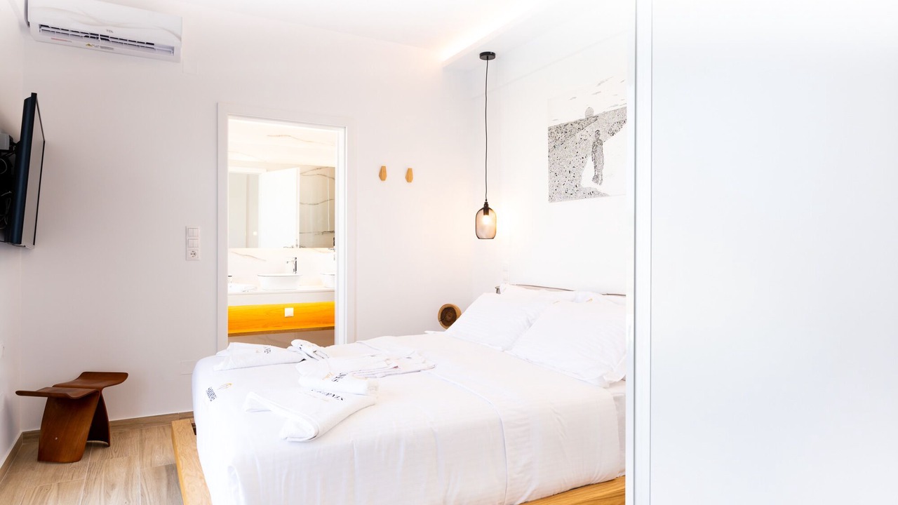 Photo of Bedroom in Analipsi