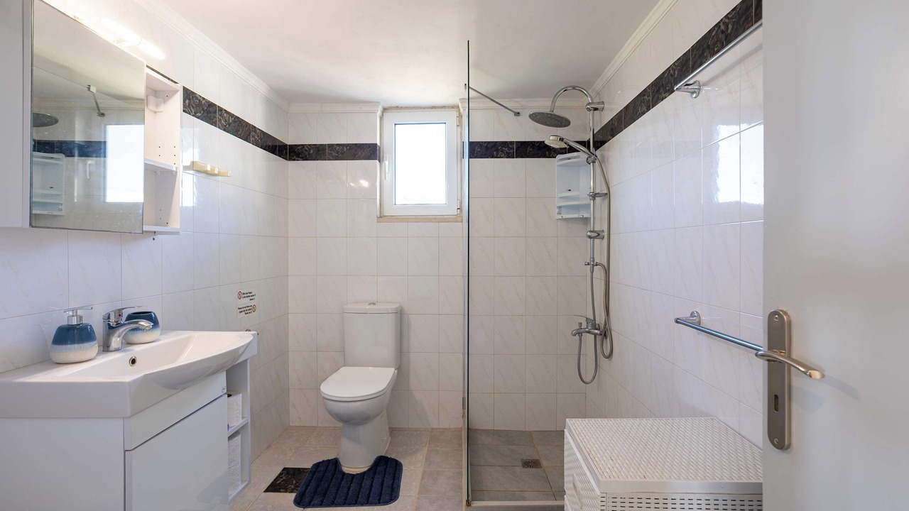 Photo of Bathroom in Koroni