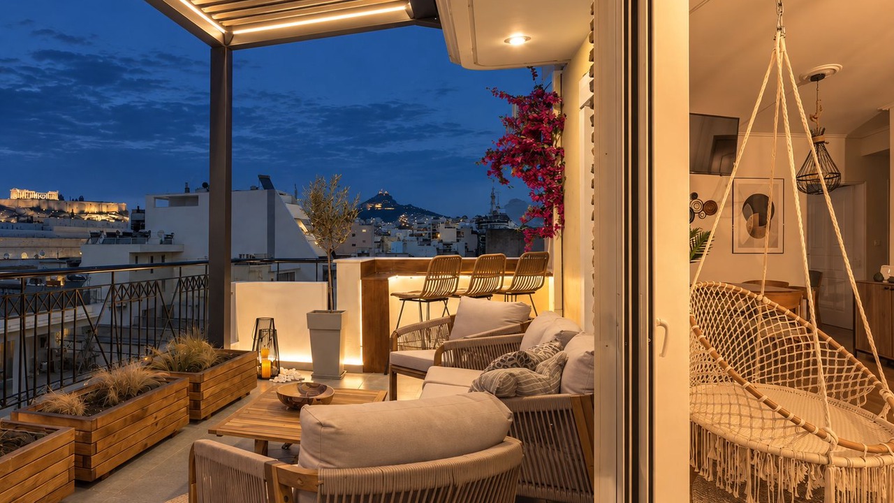 Photo of Patio Balcony in Neos Kosmos