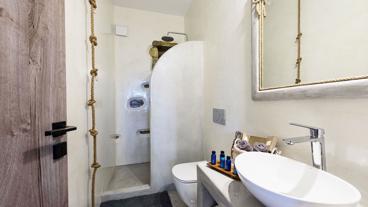 Photo of Bathroom in Paros