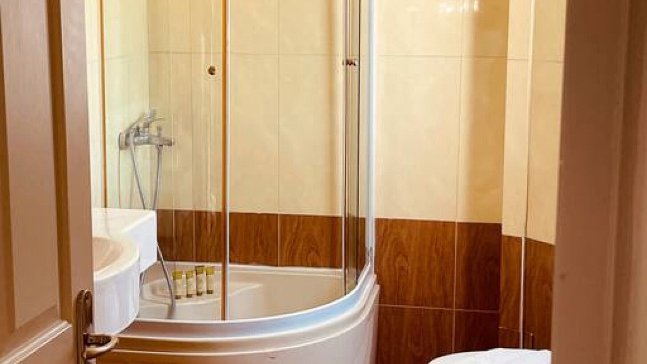 Photo of Bathroom in Platanias Town