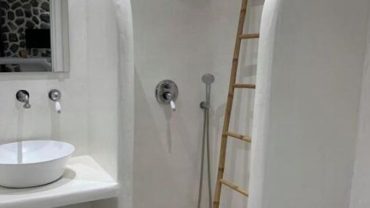Photo of Bathroom in Naxos Town