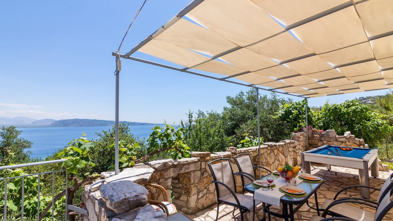 Photo of Outdoor in Petaleia