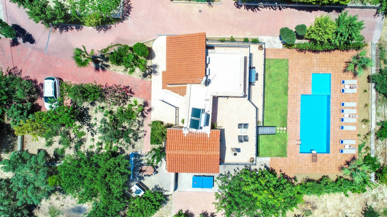 Photo of Outdoor in Asteri