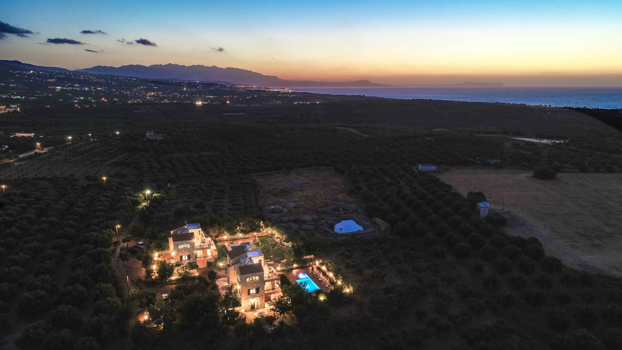 Photo of Outdoor in Asteri