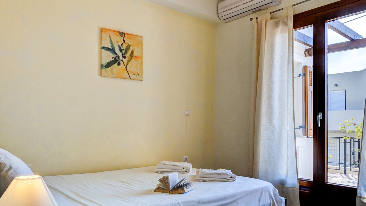 Photo of Bedroom in Plaka