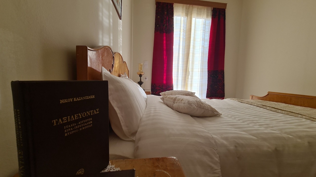 Photo of Bedroom in Anogia