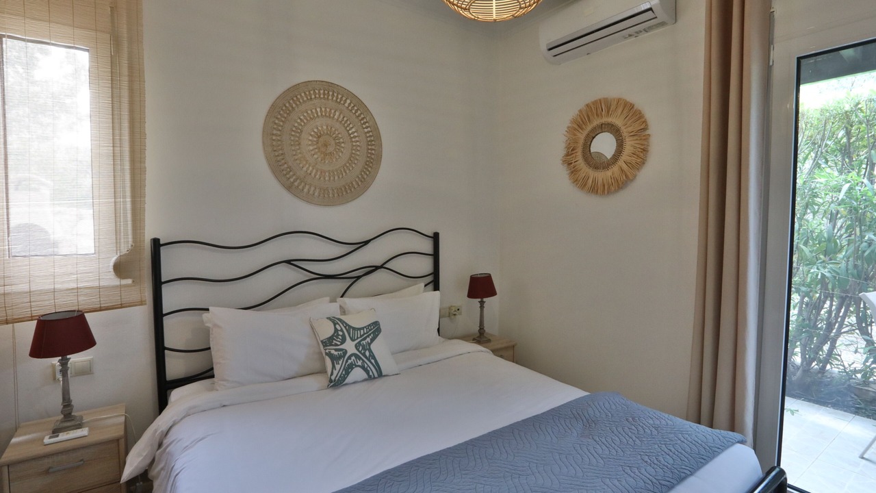 Photo of Bedroom in Adelianos Kampos