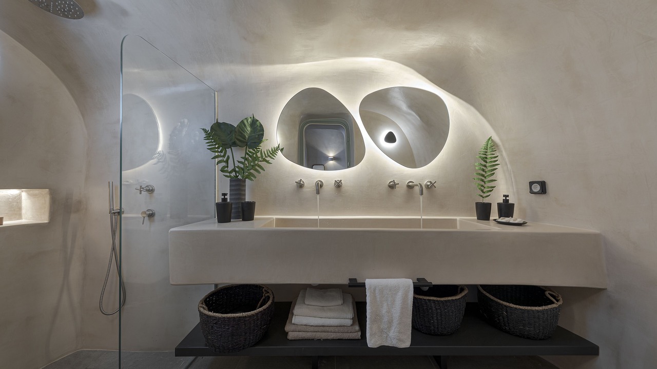 Photo of Bathroom in Oia