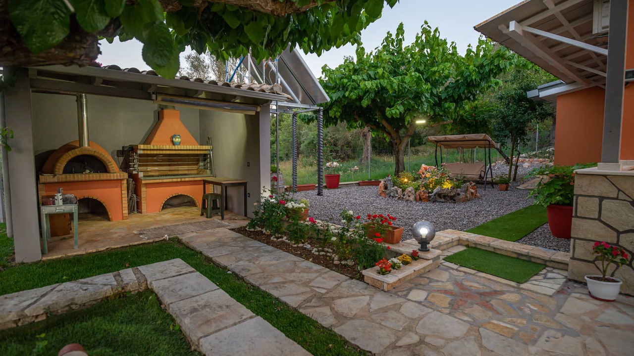 Photo of Patio Balcony in Marantochori