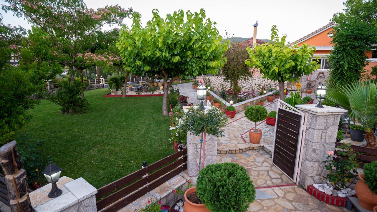 Photo of Outdoor in Marantochori