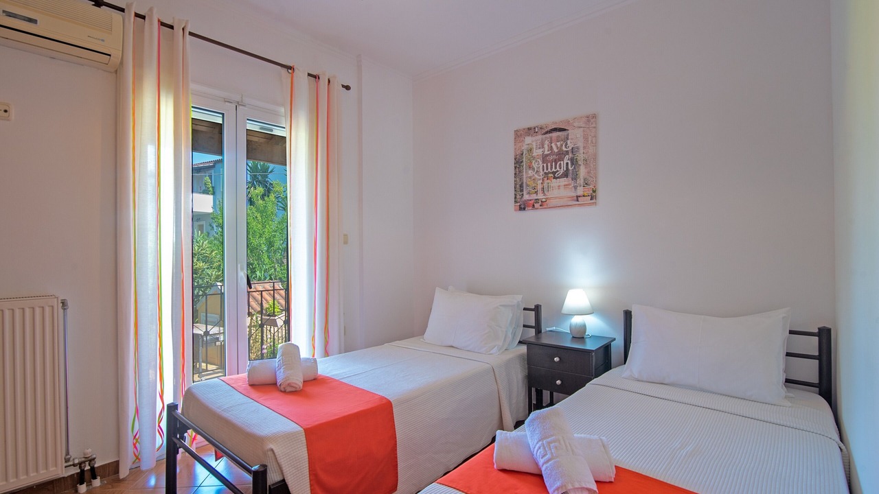 Photo of Bedroom in Tzavros
