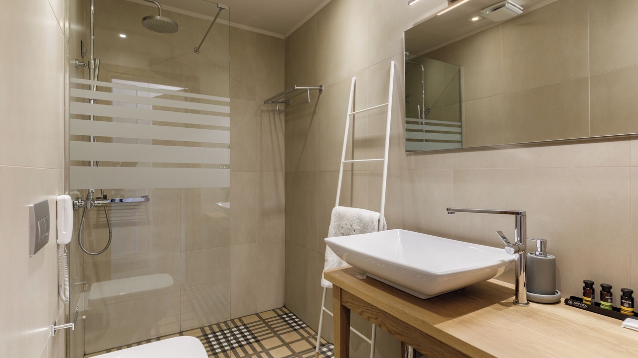 Photo of Bathroom in Limeni