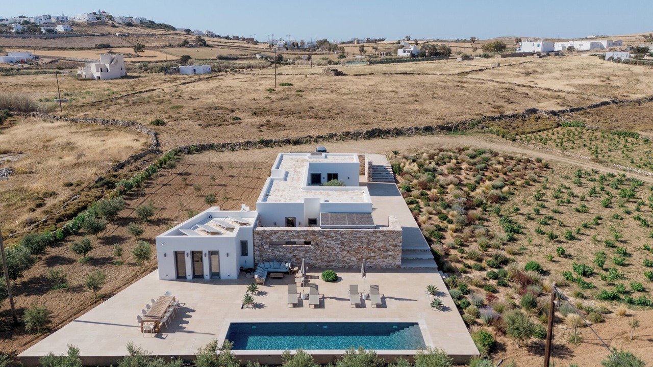 Photo of Outdoor in Paros