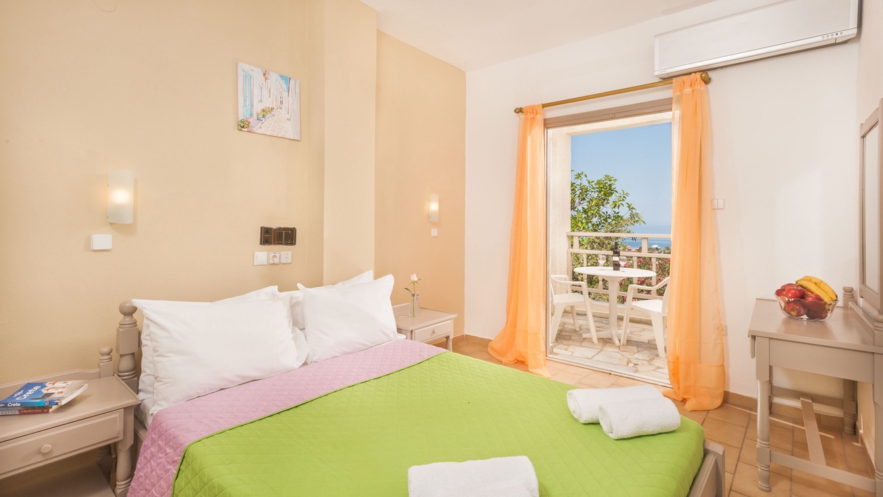 Photo of Bedroom in Anissaras