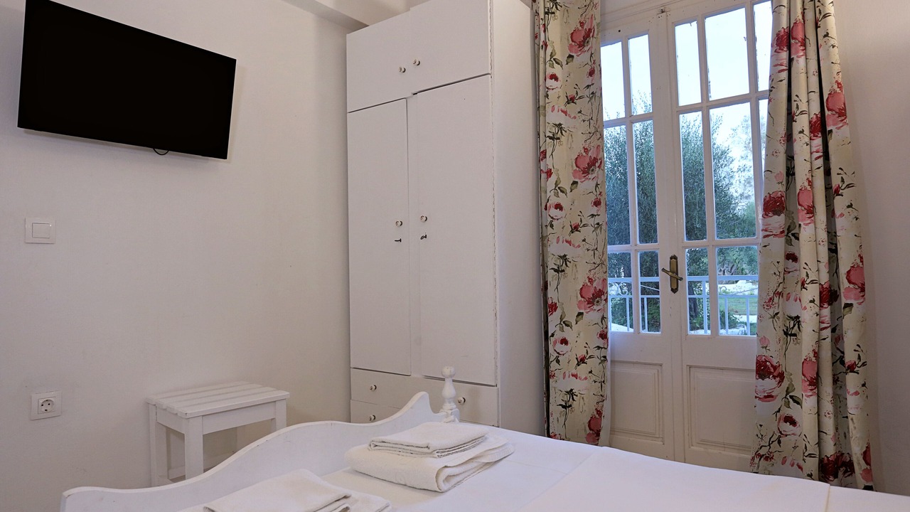 Photo of Bedroom in Lefkimmi
