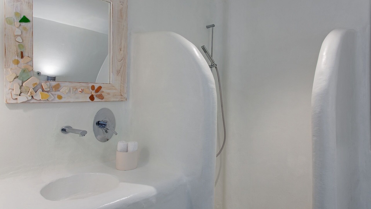 Photo of Bathroom in Kalafatis