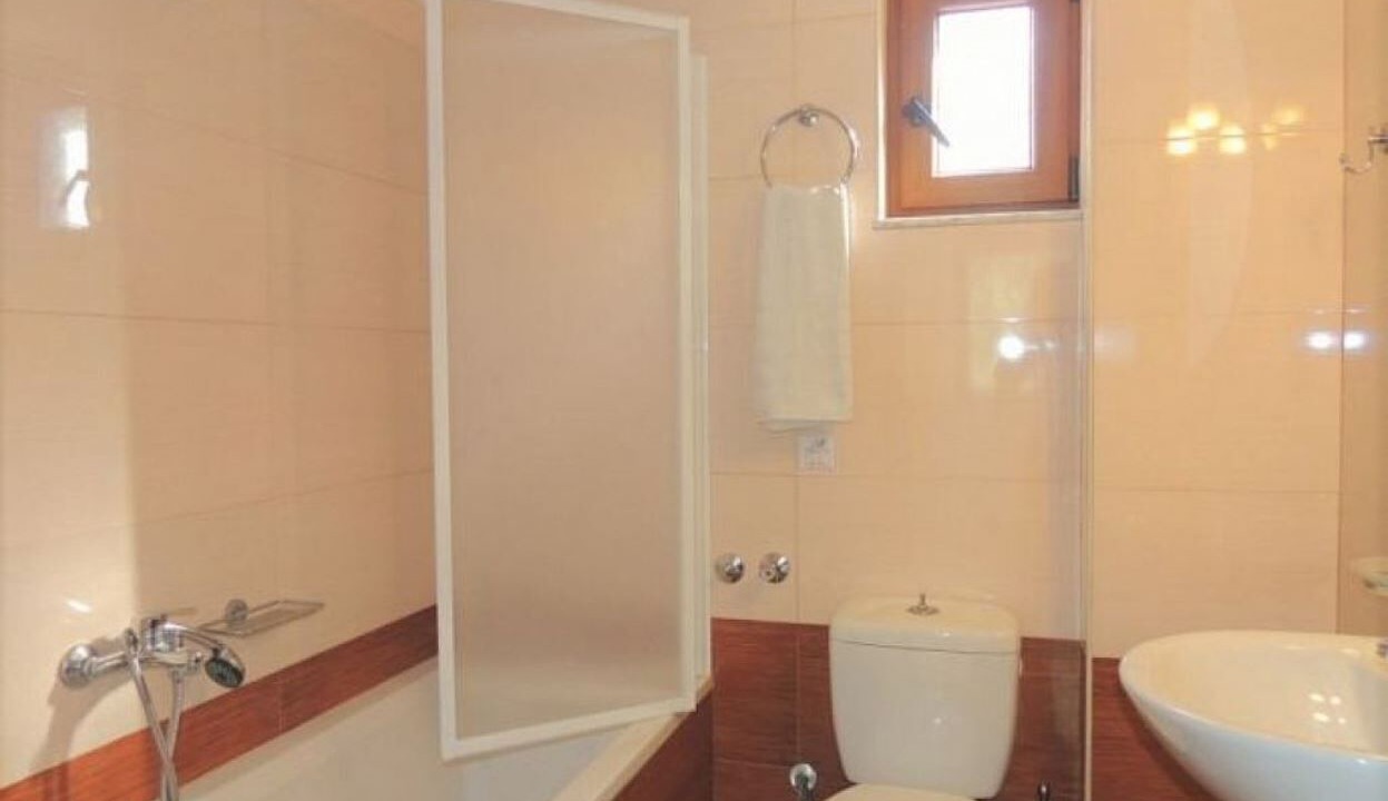 Photo of Bathroom in Geropotamos