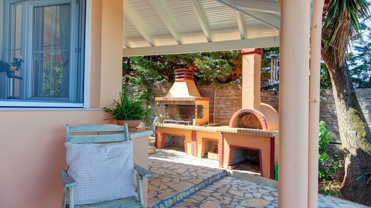 Photo of Patio Balcony in Petaleia