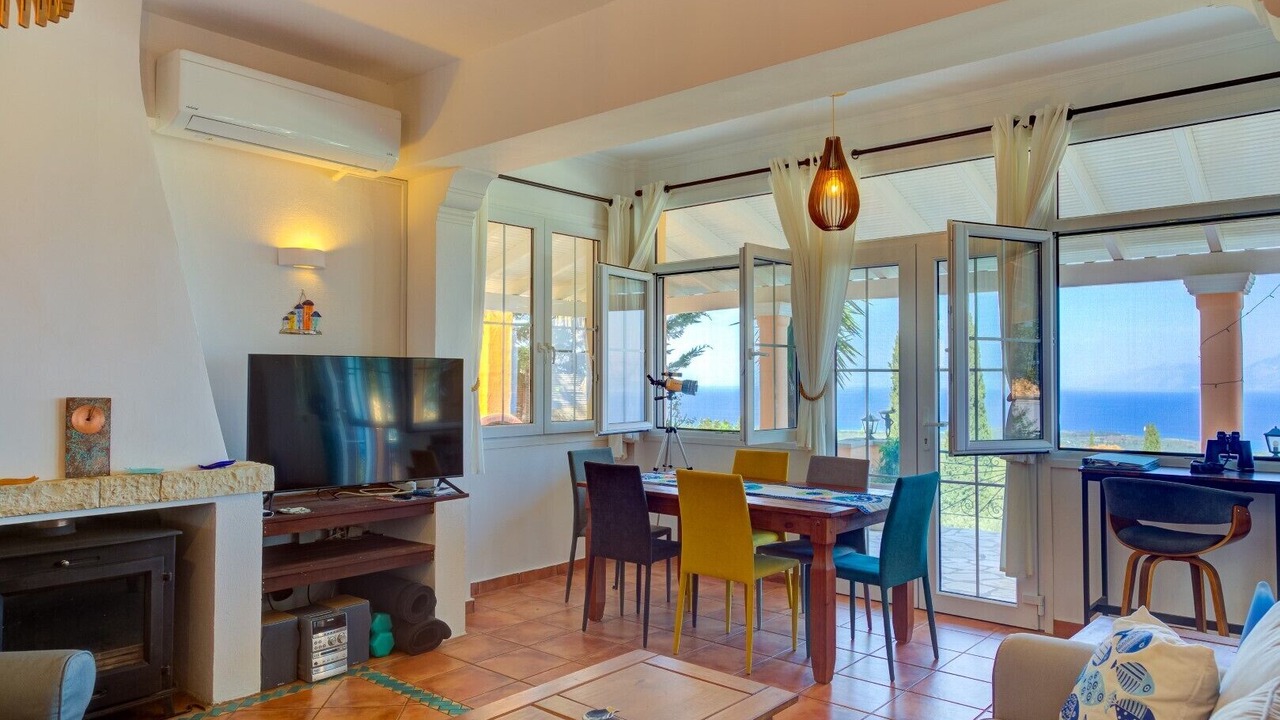 Photo of Livingroom in Petaleia