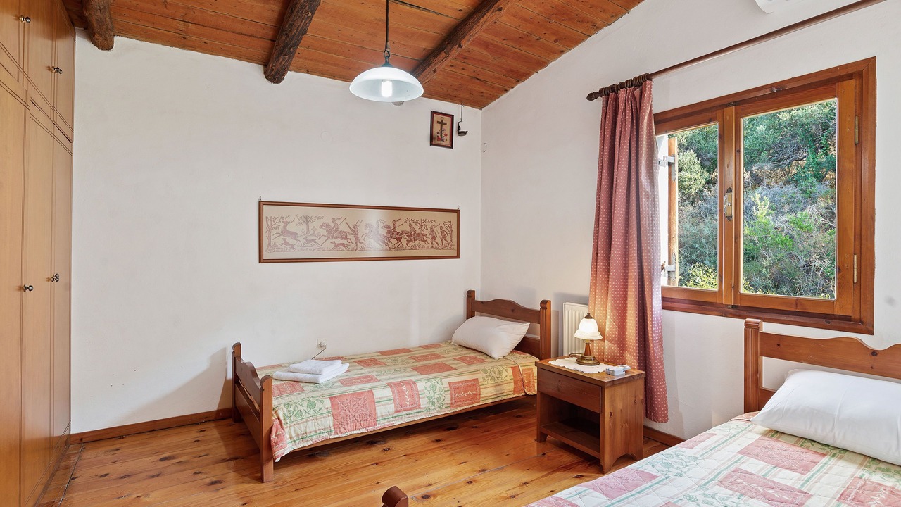 Photo of Bedroom in Kalamion