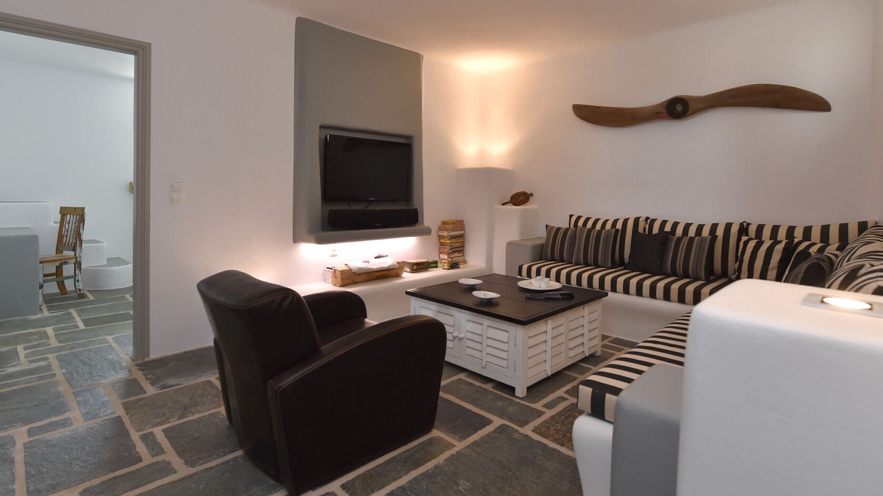 Photo of Livingroom in Paros