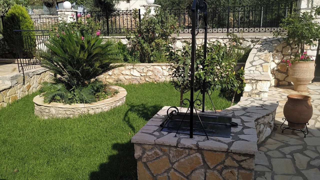 Photo of Outdoor in Razata