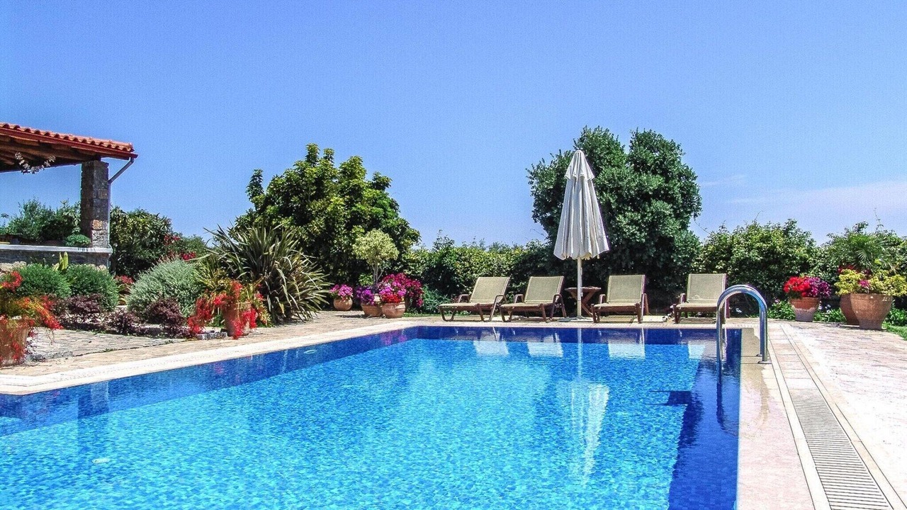 Photo of Outdoor in Pemonia