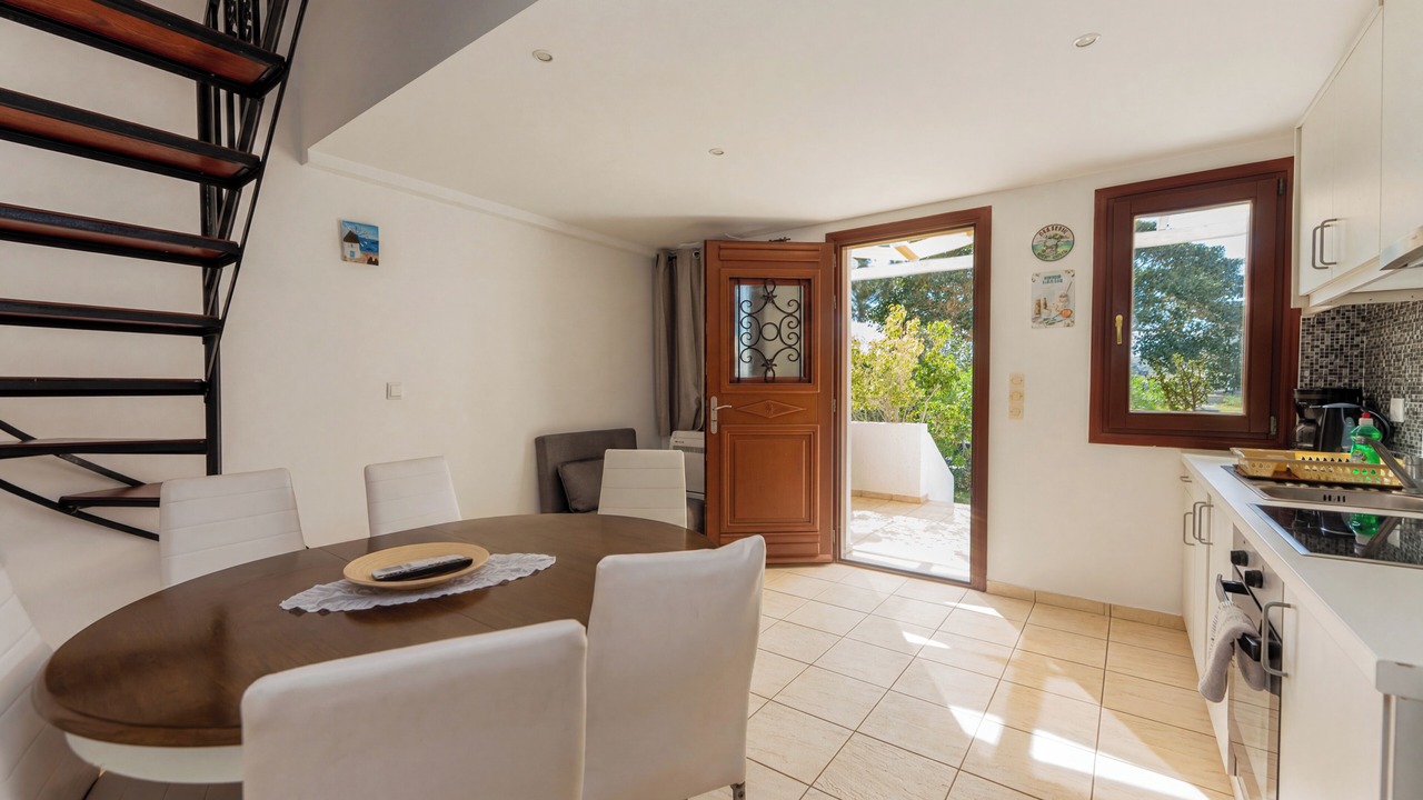 Photo of Bedroom in Perissa