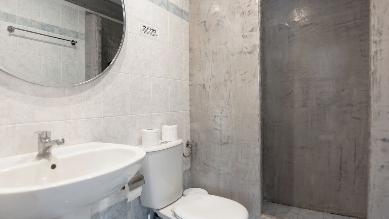 Photo of Bathroom in Perissa