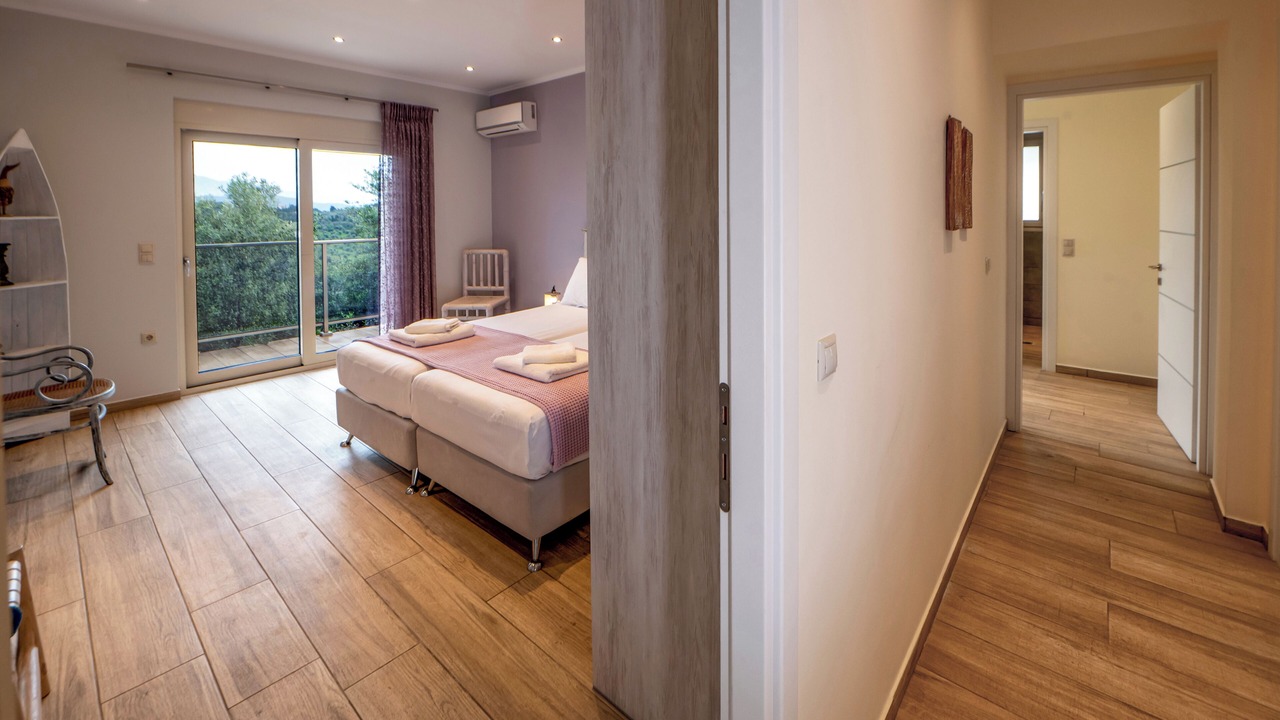 Photo of Bedroom in Apolpaina