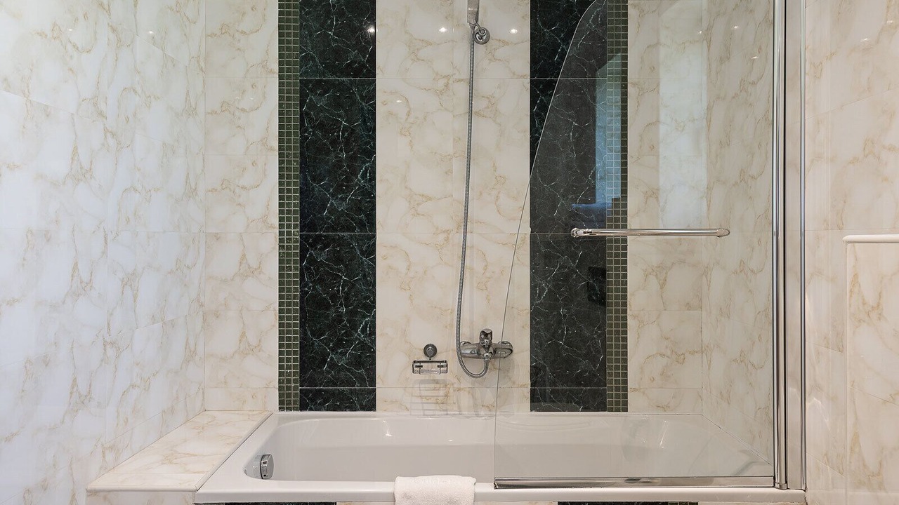 Photo of Bathroom in Platanias Town