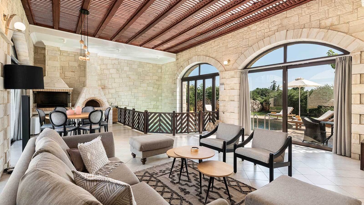 Photo of Livingroom in Platanias Town