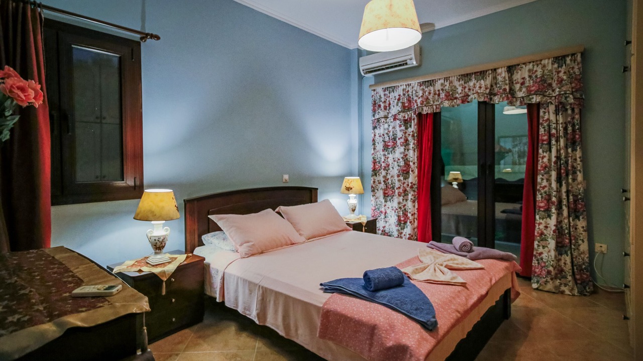 Photo of Bedroom in Akrotiri
