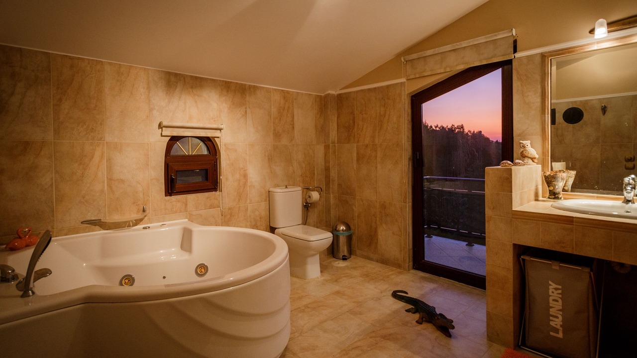 Photo of Bathroom in Akrotiri