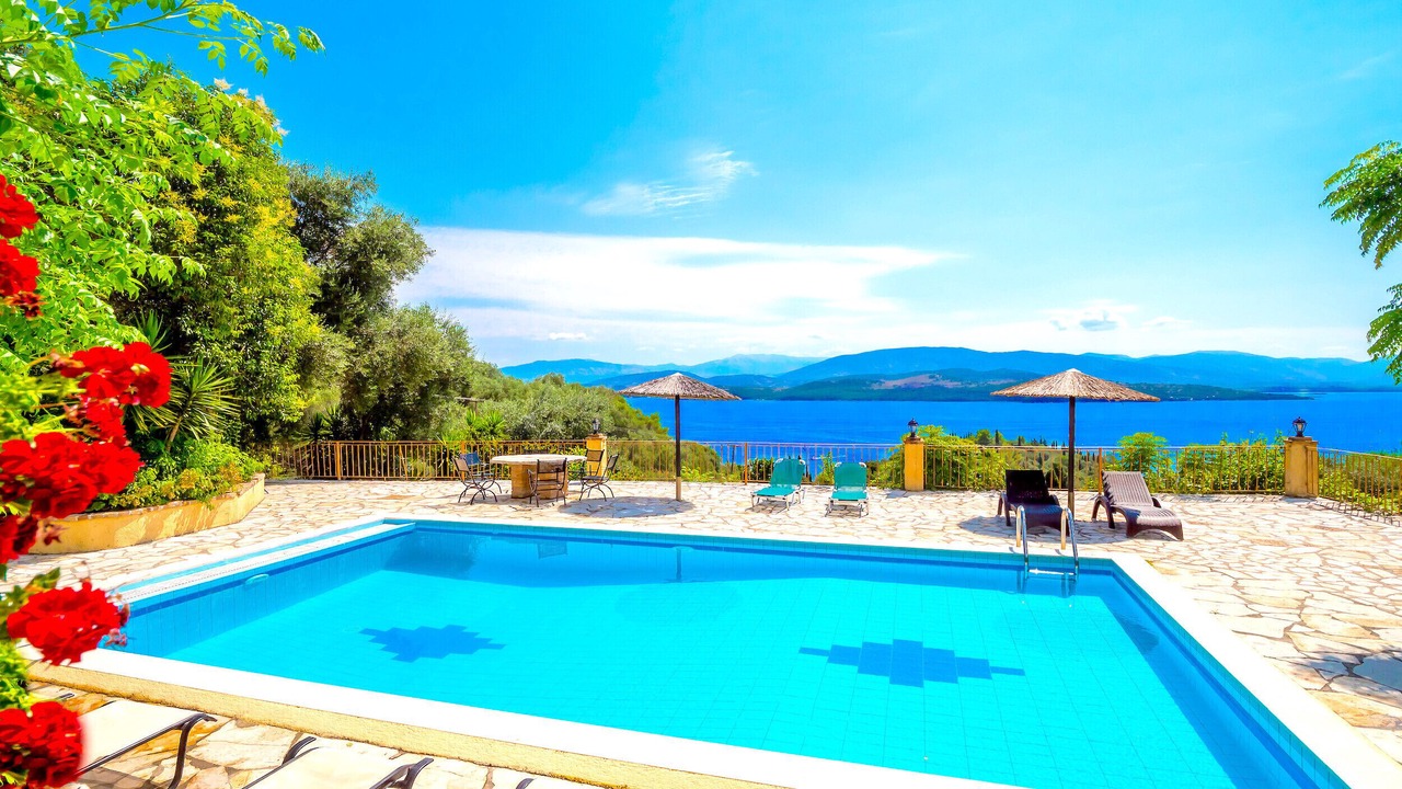 Photo of Outdoor in Petaleia