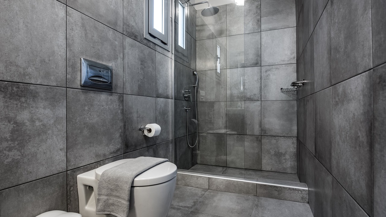 Photo of Bathroom in Makry Gialos