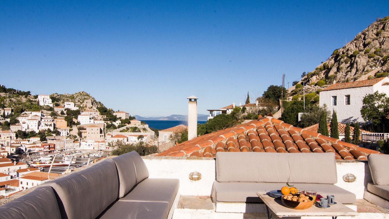 Photo of Others in Hydra
