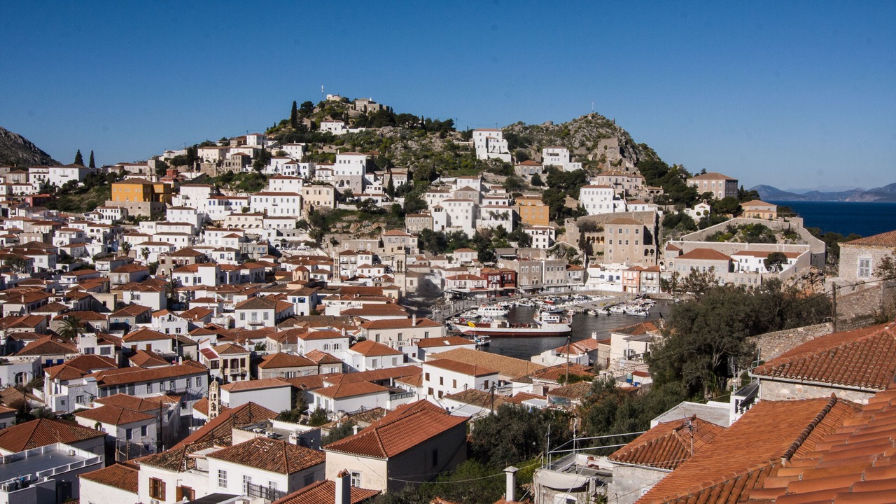 Photo of Others in Hydra