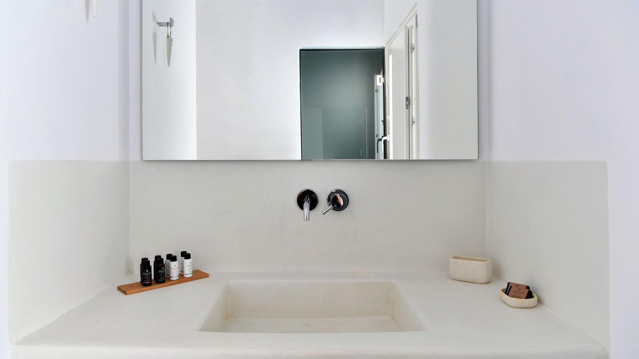 Photo of Bathroom in Fira