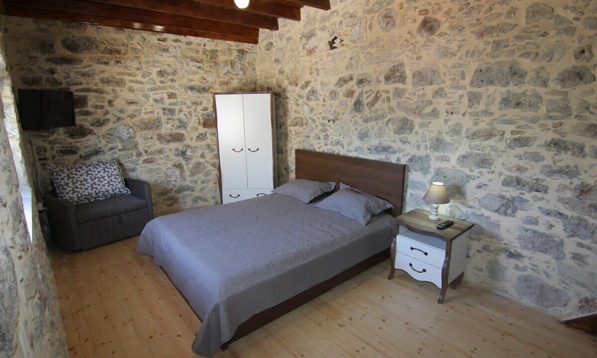 Photo of Bedroom in Kato Metochi