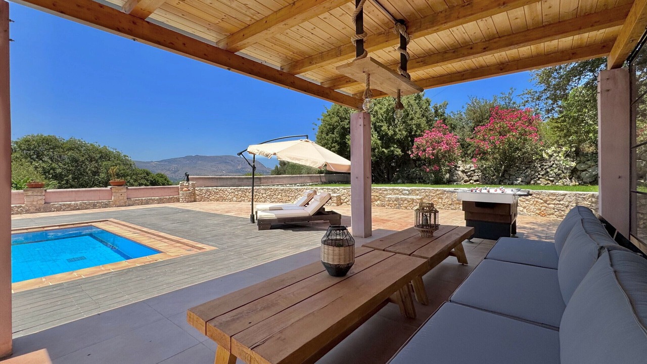 Photo of Patio Balcony in Armenoi