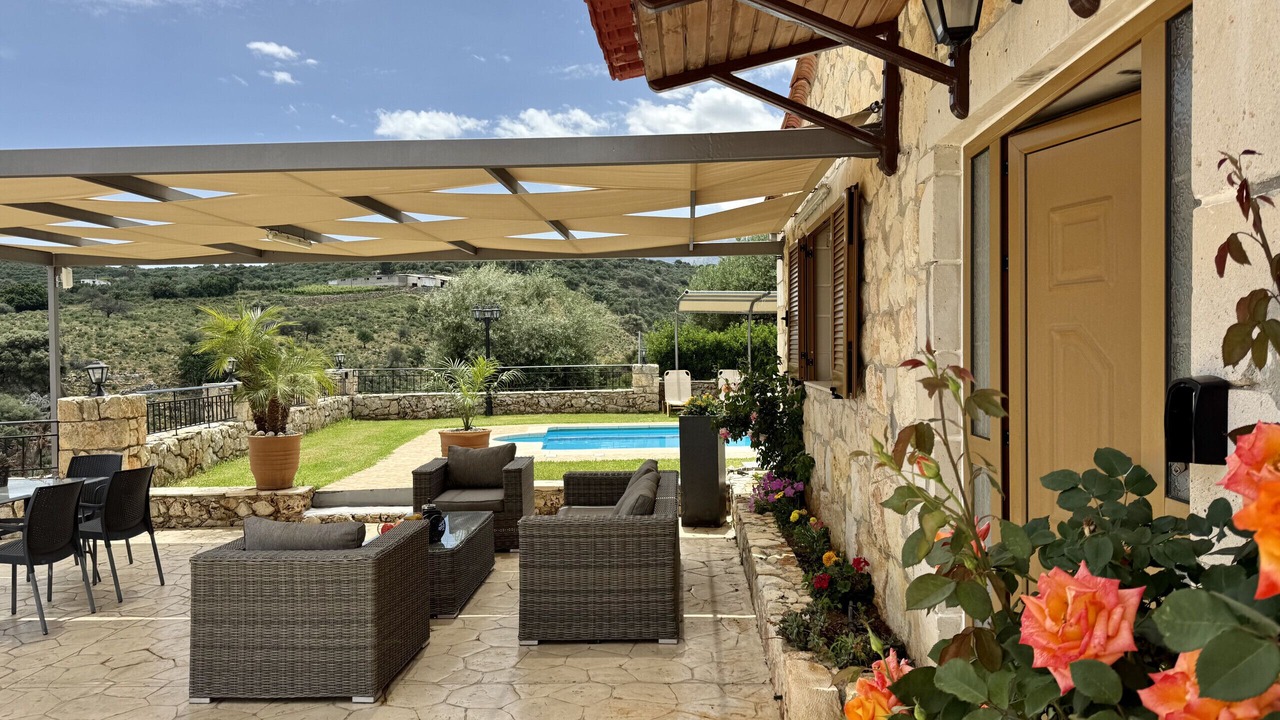 Photo of Patio Balcony in Samonas