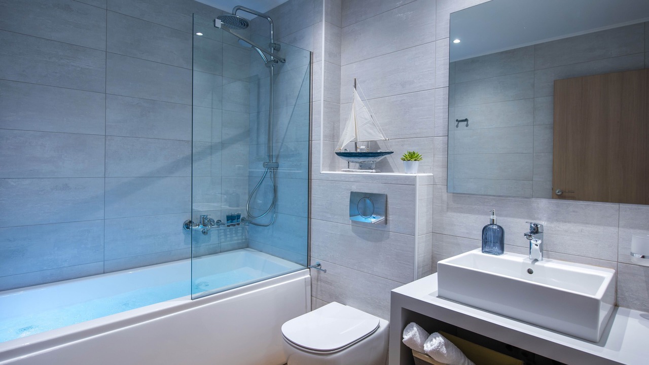 Photo of Bathroom in Analipsi