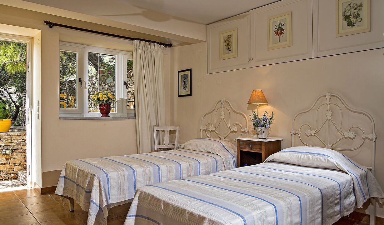 Photo of Bedroom in Poros