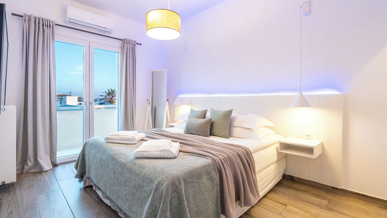 Photo of Bedroom in Adamas
