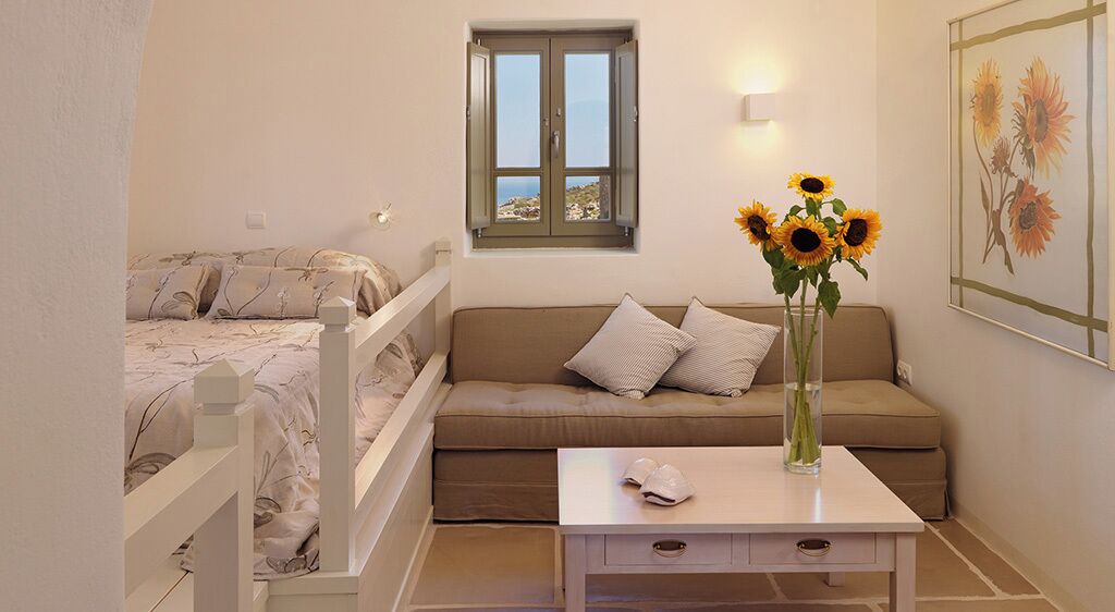 Photo of Bedroom in Folegandros Town