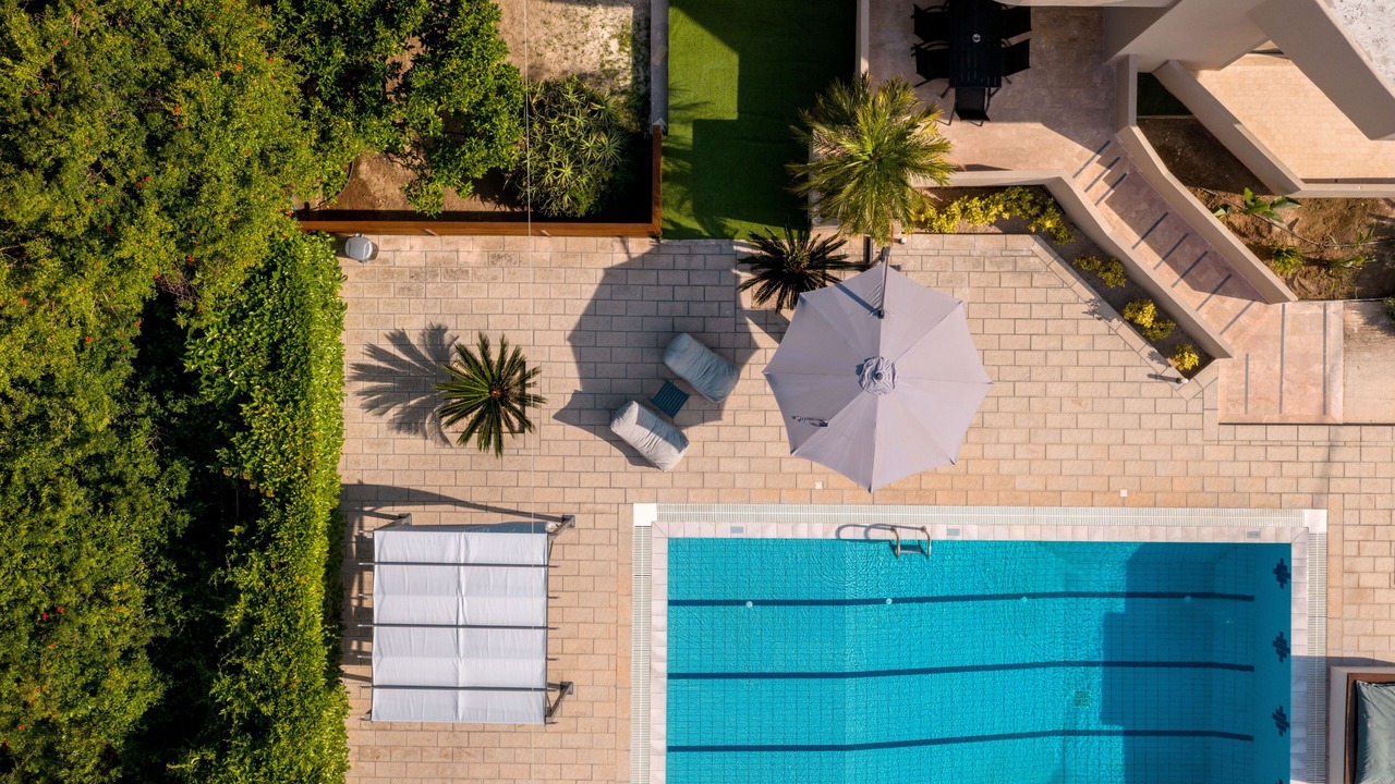Photo of Outdoor in Ixia