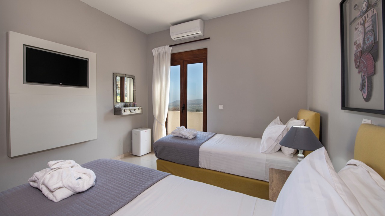 Photo of Bedroom in Georgioupolis